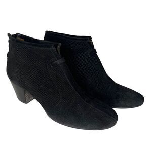 Aquatalia Russell & Bromley Ankle Boots Women’s Size 8 Black Suede EU38.5